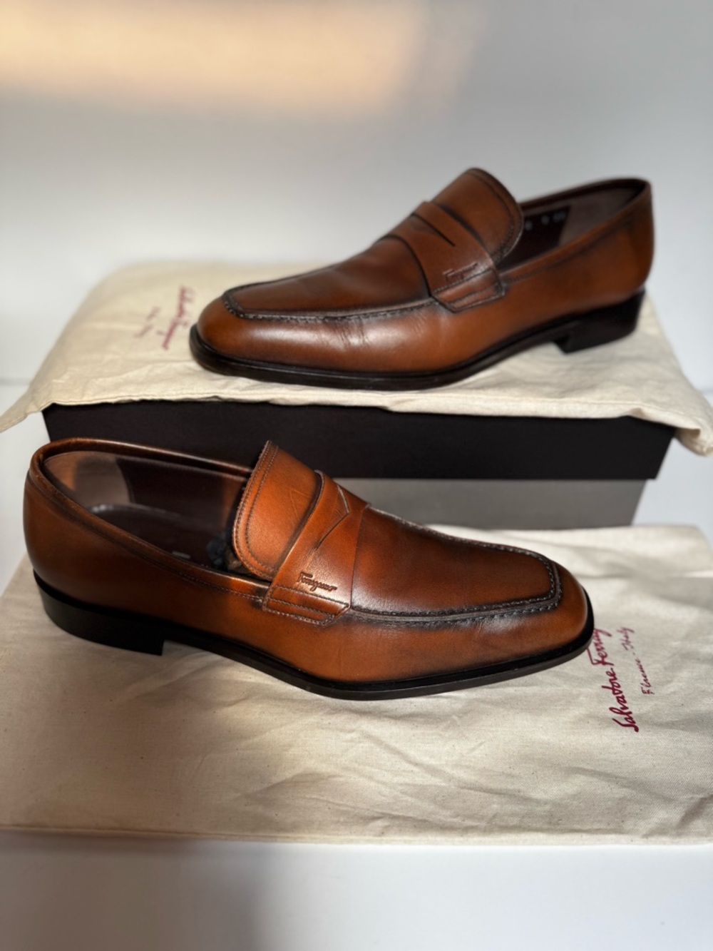 Salvatore Ferragamo Men’s Burnished Brown Leather Penny Loafers Size 9